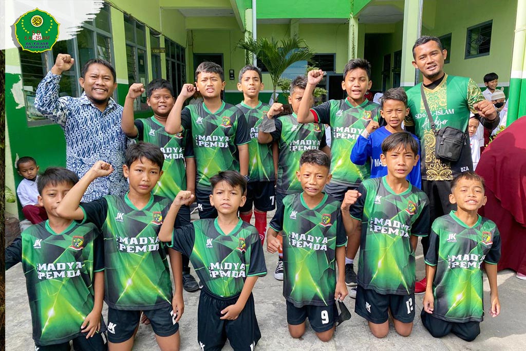 Bertaqwa.Cerdas, Berprestasi & Berakhlaq Mulia